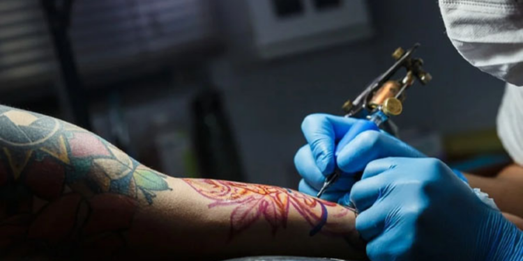 பச்சை குத்திய நபர்கள் தொடர்பில் வெளியாகியுள்ள செய்தி