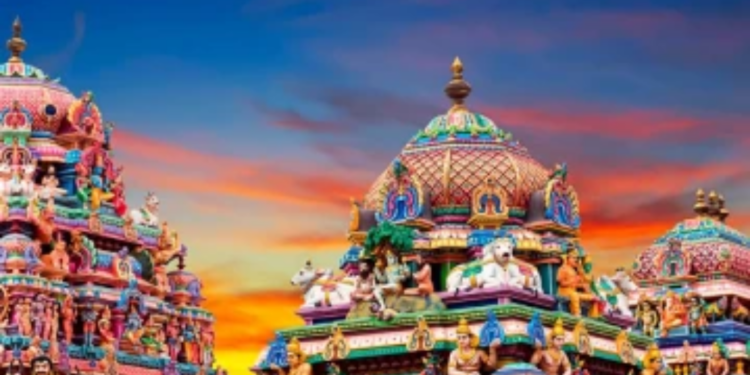 திருட்டில் ஈடுபட்ட கோவில் பூசகர் கைது!