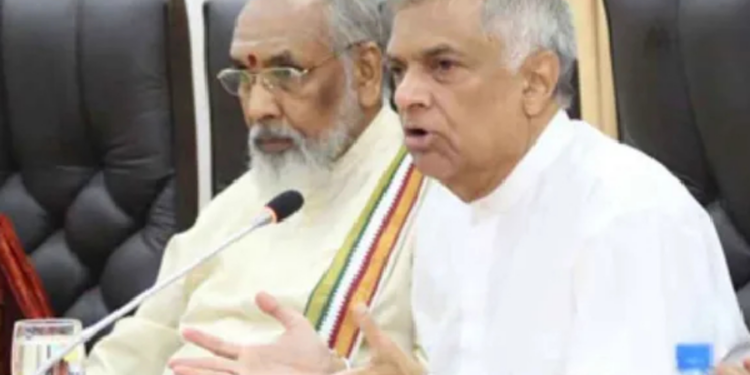 மாகாணங்களுக்கு பொலிஸ் அதிகாரங்களை வழங்குவது தொடர்பில் ஆலோசனை