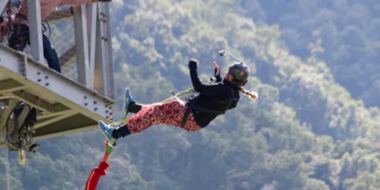 முதன் முறையாக இலங்கையில் அறிமுகமாகும் பங்கீ ஜம்பிங்