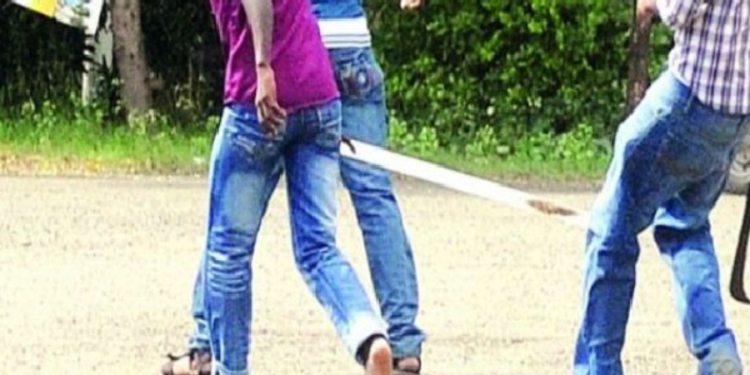 யாழில் பட்டப்பகலில் இடம்பெற்ற சம்பவத்தால் பரபரப்பு!