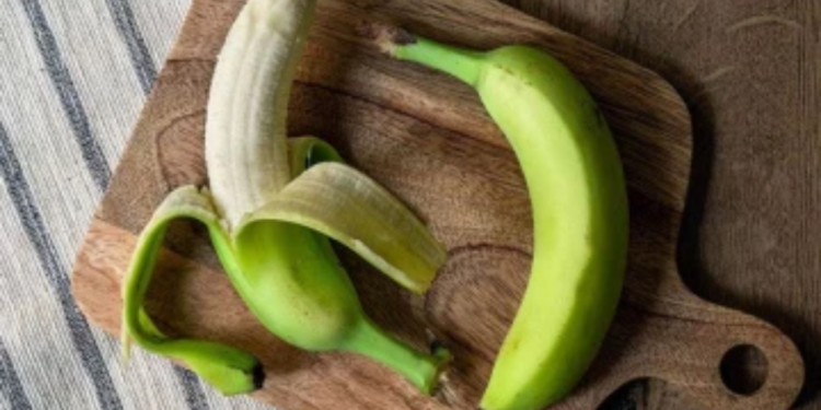 பச்சை வாழைபழம் சாப்பிடுவதன் நன்மைகள்