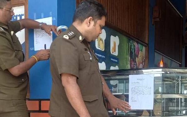 யாழில் சுகாதார சீர்கேட்டுடன் இயங்கிய உணவகத்திற்கு சீல் வைப்பு!