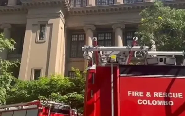 நிதி அமைச்சில் தீ பரவல்!