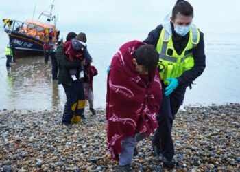 பிரித்தானியா செல்லும் அகதிகளை தடுக்க புதிய யுக்தி!