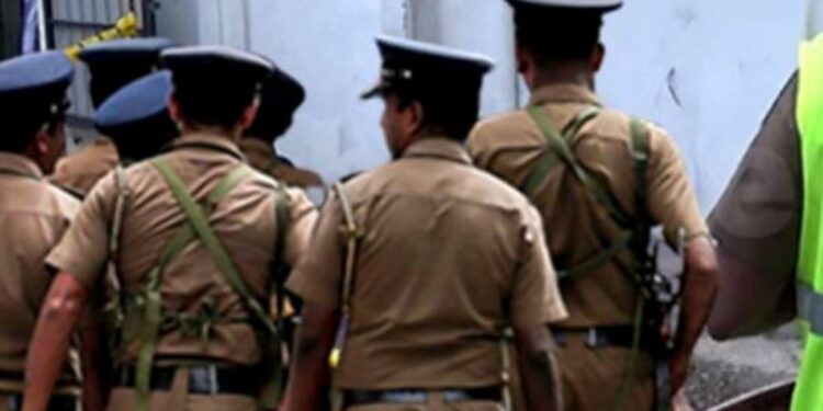 யாழில் வீடுபுகுந்து வன்முறையில் ஈடுபட்ட இருவர் கைது!