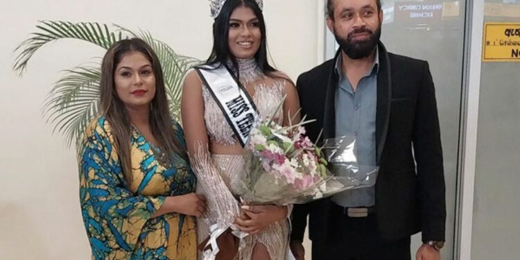 உலக அழகி கிரீடத்தை வென்ற இலங்கை பெண்