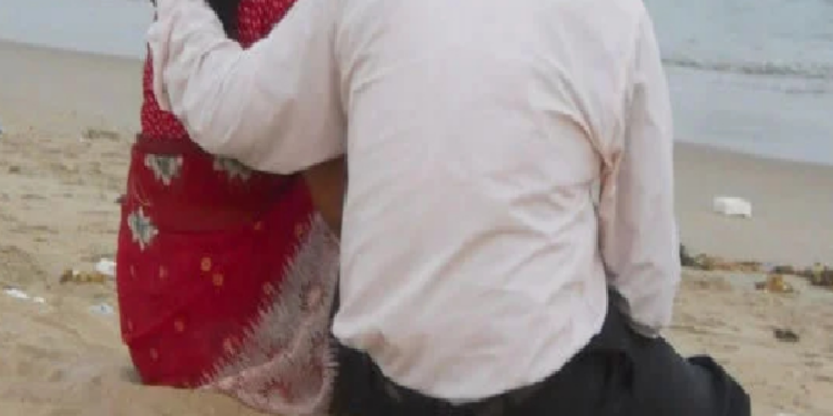 கனடாவில் இருந்து வந்த அத்தானுடன் ஓட்டம் பிடித்த யாழ் குடும்ப பெண்!