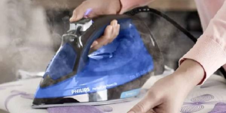 மின்சாரம் தாக்கியதில் மாணவி ஒருவர் உயிரிழப்பு!