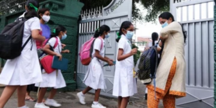 பாடசாலை நேரத்தை அதிகரிக்க ஆலோசனை!