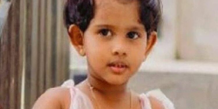 தாயுடன் உறங்கிக் கொண்டிருந்த சிறுமி உயிரிழப்பு!