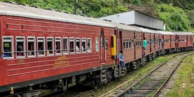 ஓடும் ரயிலில் இருந்து தவறி விழுந்த நபர் உயிரிழப்பு!