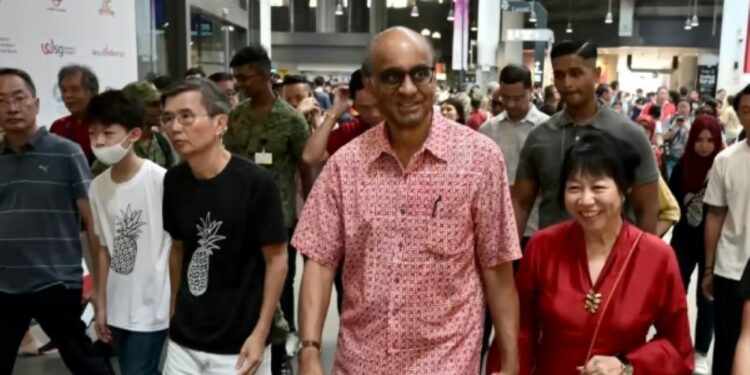 சிங்கப்பூரின் 9 ஆவது ஜனாதிபதியாக பதவியேற்கும் யாழ் தமிழர்