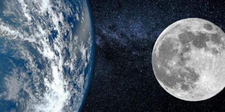 பூமியை விட்டு விலகிச் செல்லும் நிலா