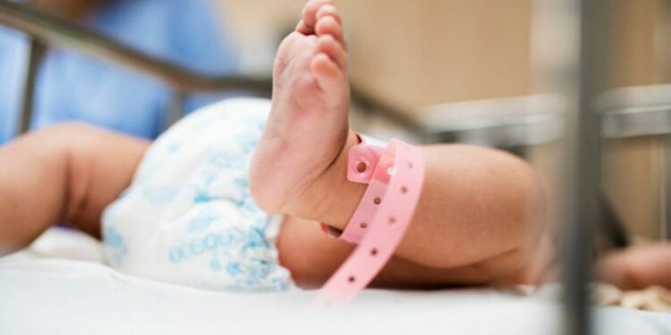 முதன் முறையாக இலங்கையில் ஒரே பிரசவத்தில் பிறந்த ஆறு ஆண் குழந்தைகள்