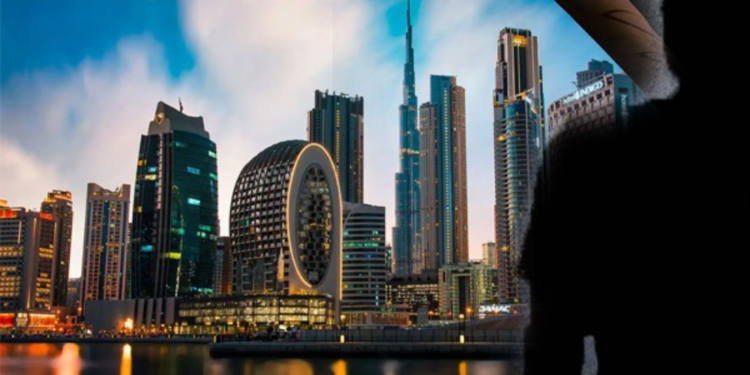 வெளிநாடுகளில் பதுங்கியிருக்கும் 48 இலங்கையர்கள்