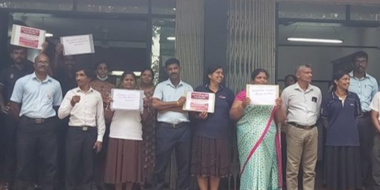 வவுனியாவில் அரசாங்கத்திற்கு எதிராக  போராட்டம்