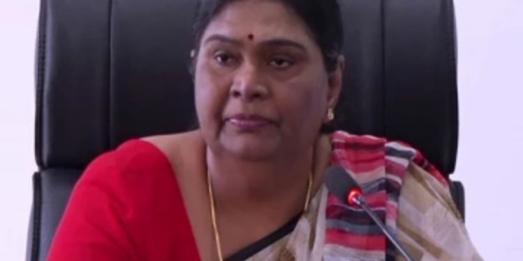 வடக்கில்  உள்ள பாடசாலைகள் தொடர்பில் ஆளுநர் வெளியிட்டுள்ள அதிர்ச்சி தகவல் !