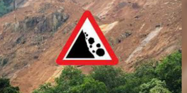 பதுளையில் இருந்து பலவந்தமாக வெளியேற்றப்பட்ட மக்கள்