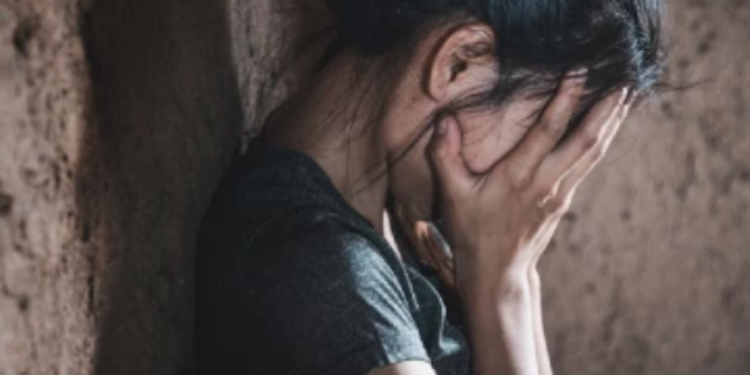 பாடசாலை மாணவியை வன்கொடுமை செய்த பிரதி அதிபர்