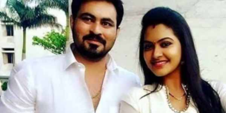 தனது மனைவி குறித்து பிக்பாஸ் நிகழ்ச்சியில் பேசிய தினேஷ்