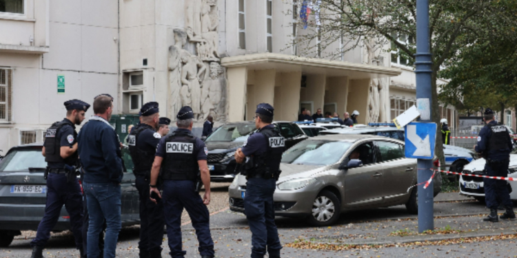 பிரான்சில் துப்பாக்கிச்சூடு இருவர் பலி!