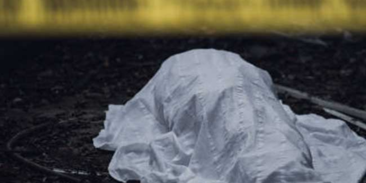 ரத்தக்காயங்களுடன் நபர் ஒருவரின் சடலம் மீட்பு!