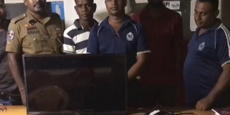 யாழில் இருவர் கைது!