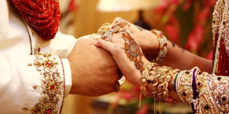 இலங்கையில் நிச்சயிக்கப்படும் திருமணங்கள் தொடர்பில் நீதி மன்றம் வழங்கியுள்ள தீர்ப்பு!