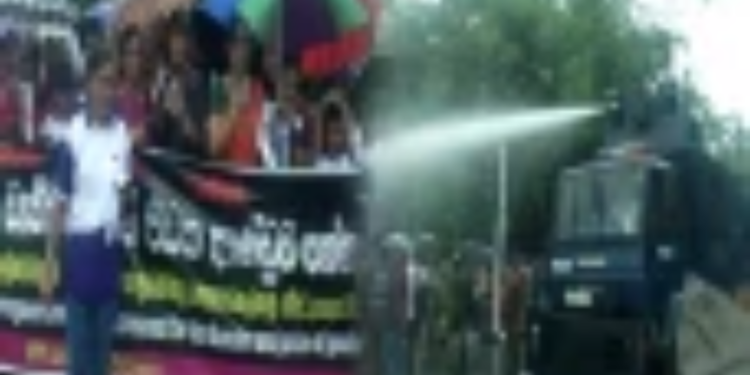 கொழும்பில் பதற்றம்!