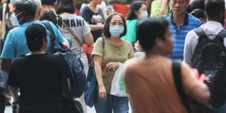 சிங்கப்பூரில் வேகமெடுக்கும் கொரொனோ!