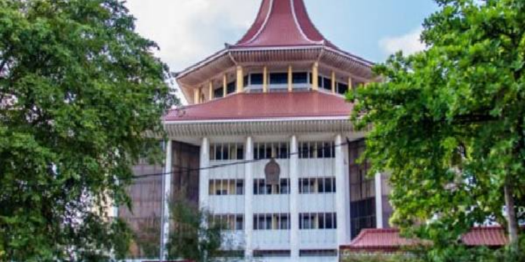 கொழும்பு புதுக்கடை நீதிமன்றத்தில் தீப்பரவல்