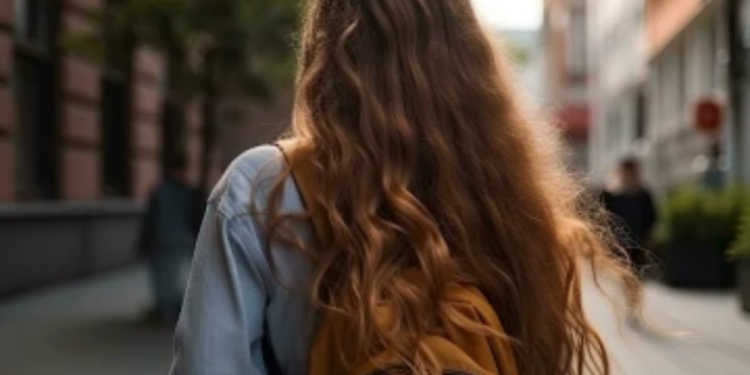 இலங்கையில் பணமோசடி ஈடுபட்ட பெண் கைது!