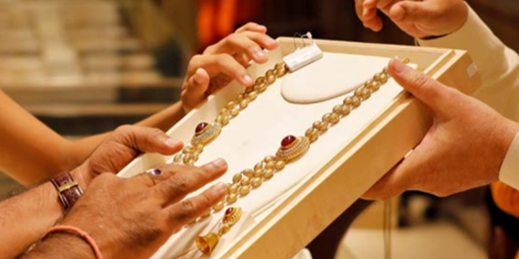 சரிவடைந்த தங்கம்