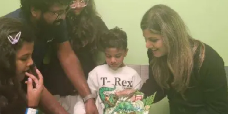 யாழில் மகனின் பிறந்தநாளை கொண்டாடிய ரம்பா!