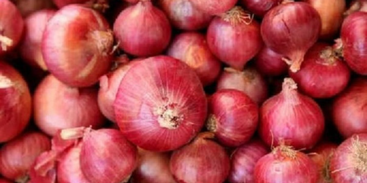 அதிர்ச்சியை ஏற்ப்படுத்தும் வெங்காயத்தின் விலை!