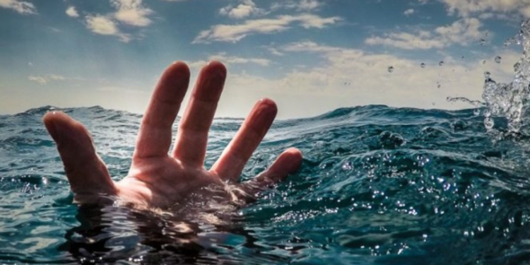 வெளிநாட்டில் இருந்து மனைவியுடன் இலங்கை வந்தவர் உயிரிழப்பு!