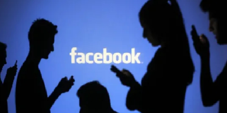 முகநூல் காதலியை பார்க்க வந்த நபரிடம் மோசடி!