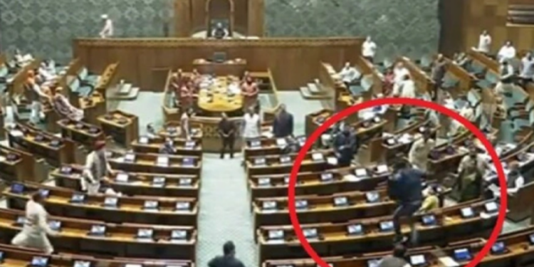 இந்திய நாடாளுமன்றில் பரப்பு!