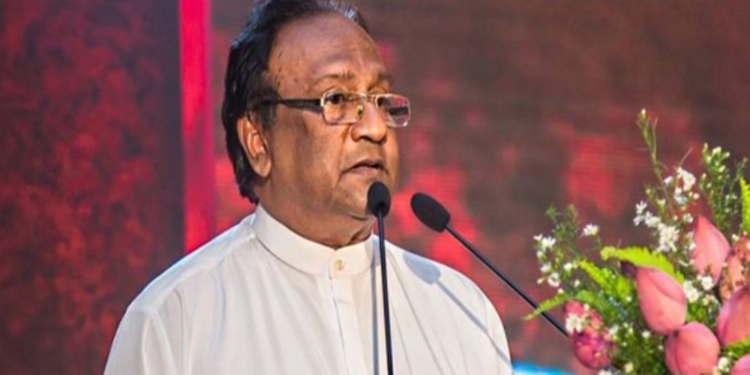 மீண்டும் இனவாதத்தை கக்கும் சரத் வீரசேகர