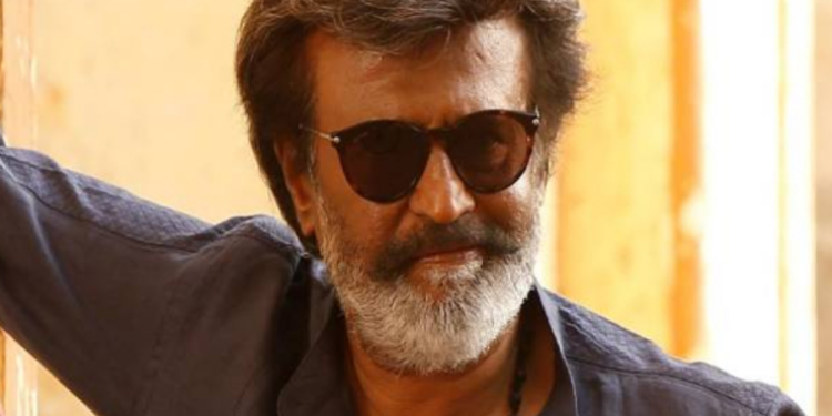 சூப்பர் ஸ்டார் ரஜினிகாந்தை பார்க்க லண்டனில் இருந்து சென்ற ரசிகைகள்