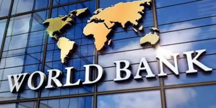 நாட்டின் பொருளாதாரம் தொடர்பில் உலகவங்கி வெளியிட்டுள்ள செய்தி!