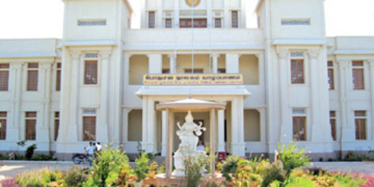 பிரித்தானிய இளவரசி வருகையால் பூட்டபட்ட யாழ் பொது நூலகம்!