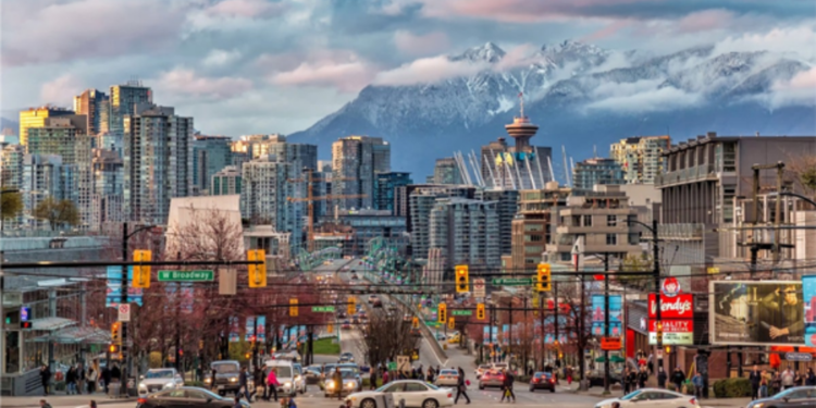 புலம்பெயர்தல் குறித்து கனடா மக்களின் கருத்து!