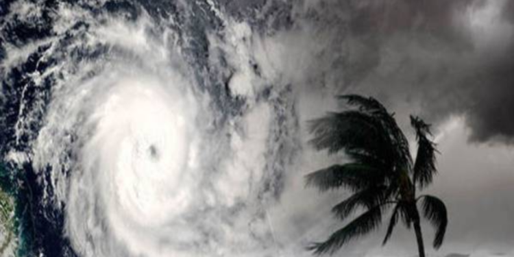 மீண்டும் சூறாவளி அபாய எச்சரிக்கை விடுப்பு!