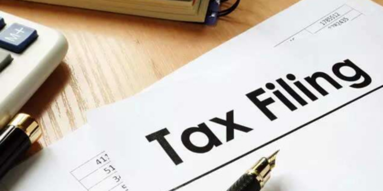 கனடாவில் வரிச் சலுகைகளை எவ்வாறு பெற்றுக் கொள்ள முடியும்