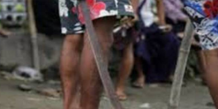 யாழில் இரு இளைஞர்களுக்கு இடையில் மோதல்!