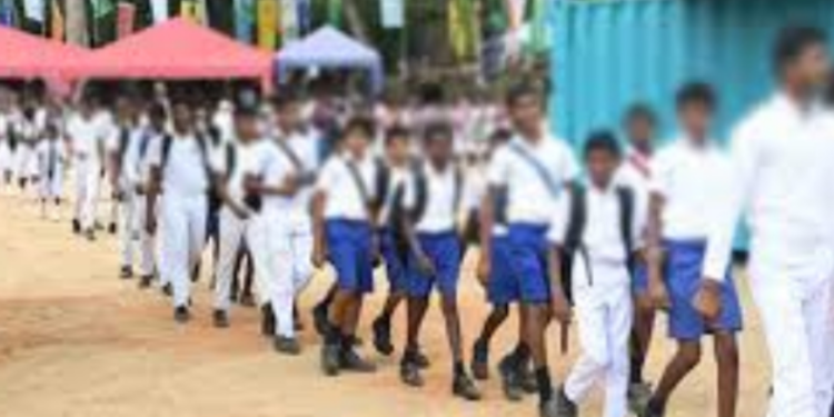 இன்று முதல் பாடசாலை மாணவர்களுக்கு விதிக்கப்பட்ட தடை!