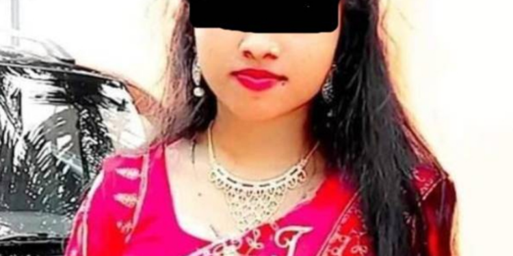 தவறான முடிவால் விபரீத முடிவெடுத்த மாணவி!