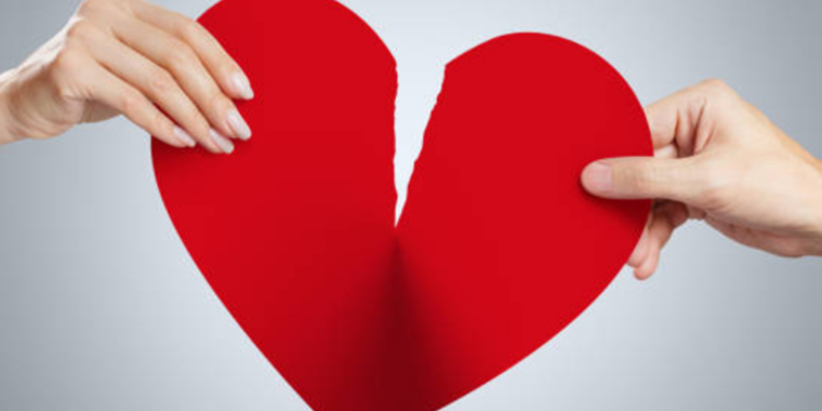 முன்னாள் காதலனை அழைத்து பெண் அரங்கேற்றிய சம்பவம்